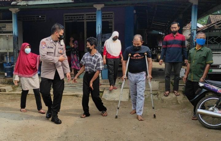 Puluhan Penyandang Disabilitas Antusis ikuti Vaksinasi Polres Pesawaran